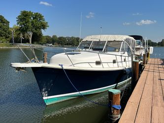 34' Mainship 2002