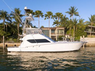 60' Hatteras 2005
