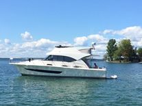 Riviera 39 Sport Motor Yacht