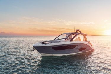 37' Sea Ray 2025