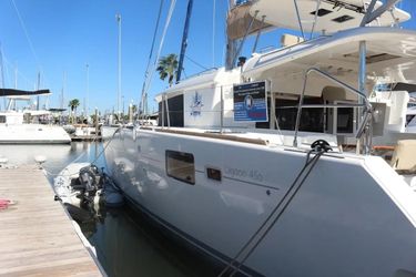 46' Lagoon 2012