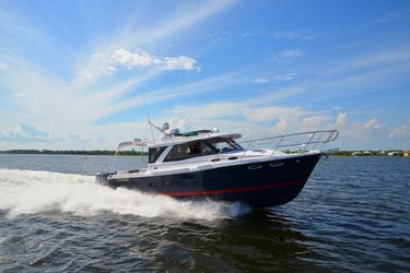 32' Cutwater 2019