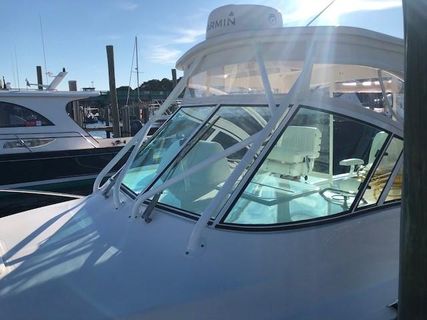 2017 Albemarle 27 Express