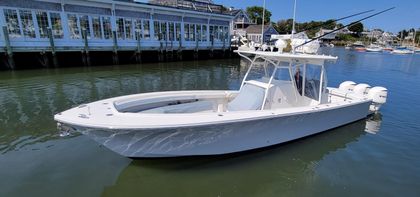 34' Regulator 2019