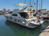 Ferretti Yachts 150