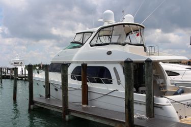 56' Carver 2006 Yacht For Sale