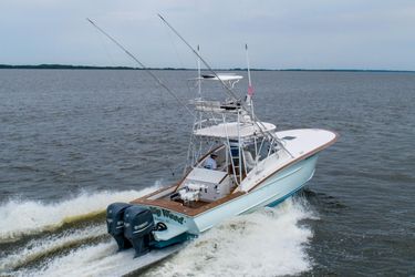 36' Custom Carolina 2006