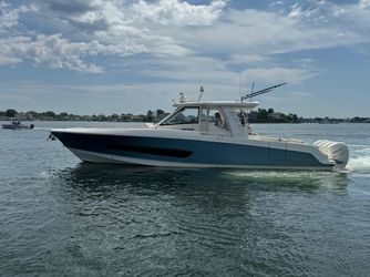 42' Boston Whaler 2021 Yacht For Sale