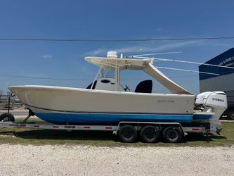 28' Regulator 2016