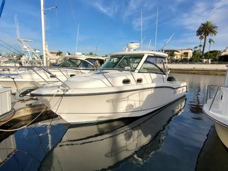 31' Boston Whaler 2013