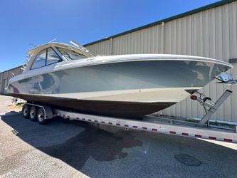 38' Boston Whaler 2021