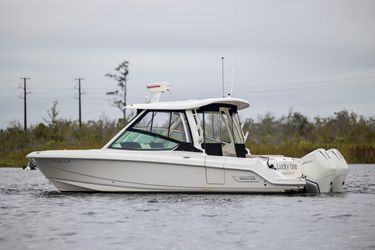 28' Boston Whaler 2022