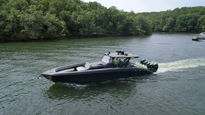 43' Midnight Express 2022