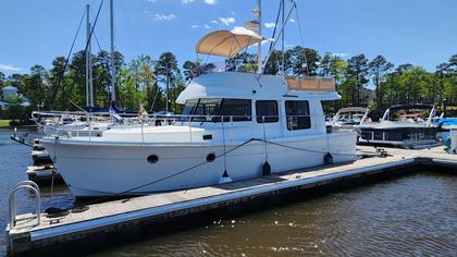 34' Beneteau 2015