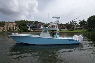 39' Yellowfin 2016