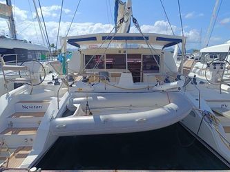 55' Catana 2012