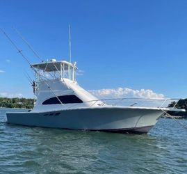 36' Luhrs 2001