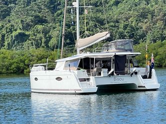 44' Fountaine Pajot 2014