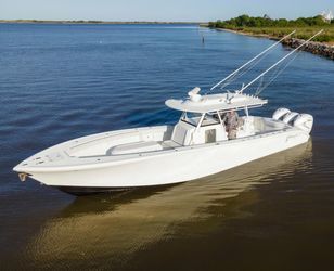 40' Yellowfin 2019