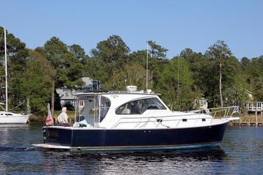 34' Mainship 2001