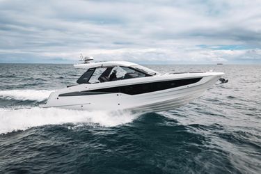 32' Galeon 2023