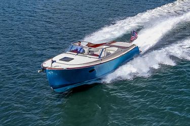 34' Hinckley 2018