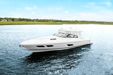 44' Intrepid 2021