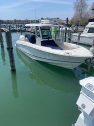 28' Boston Whaler 2021