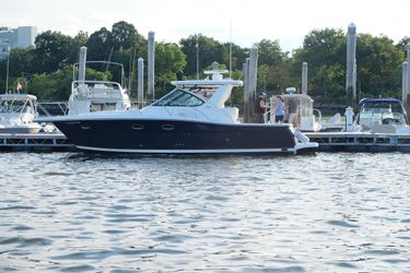 33' Tiara Yachts 2006