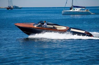 33' Riva 2001 Yacht For Sale