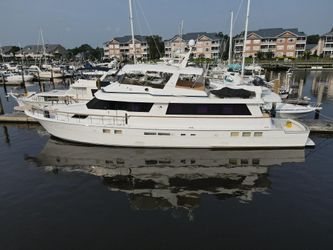 80' Hatteras 1989 Yacht For Sale