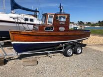 Lovely Wooden Boat Diesel Powered Classic