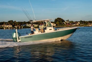 Everglades 273 Center Console