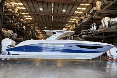 35' Sea Ray 2024