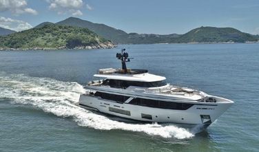 Custom Line Navetta 30