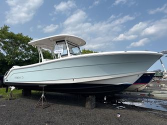 30' Robalo 2018