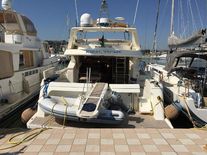 Ferretti Yachts 57