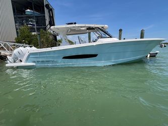 39' Regal 2022