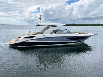 35' Sea Ray 2021