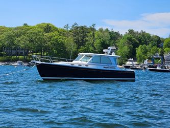 37' Back Cove 2011 Yacht For Sale
