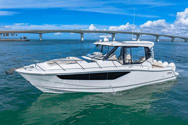 40' Boston Whaler 2022