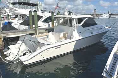38' Pursuit 2017