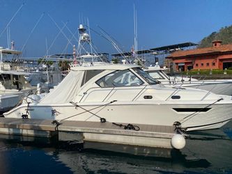 32' Pursuit 2020