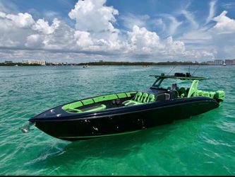 43' Midnight Express 2020