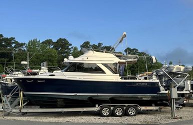 32' Cutwater 2020