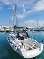 34' Dufour 2024