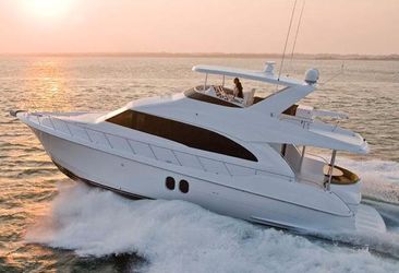 60' Hatteras 2013