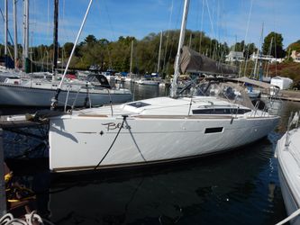 34' Jeanneau 2014