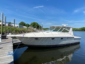 37' Tiara Yachts 1997