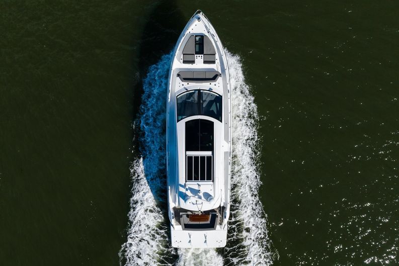 Charlotte Yacht Photos Pics 2019 Cruisers 60 Cantius 'Charlotte'